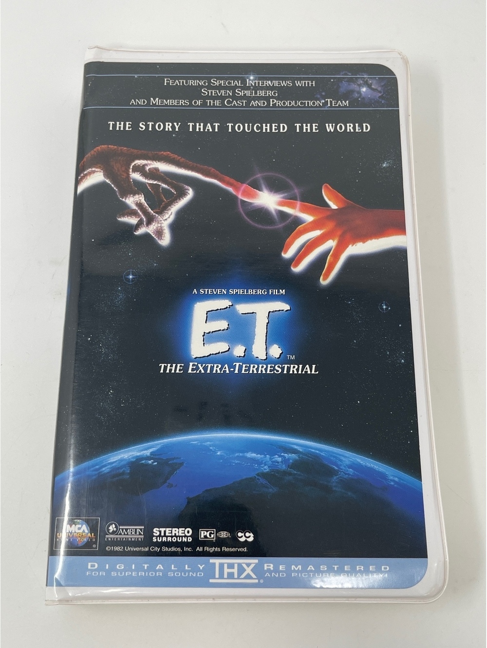 ET The Extra-Terrestrial VHS Clamshell MCA Universal Digitally Remastered THX
